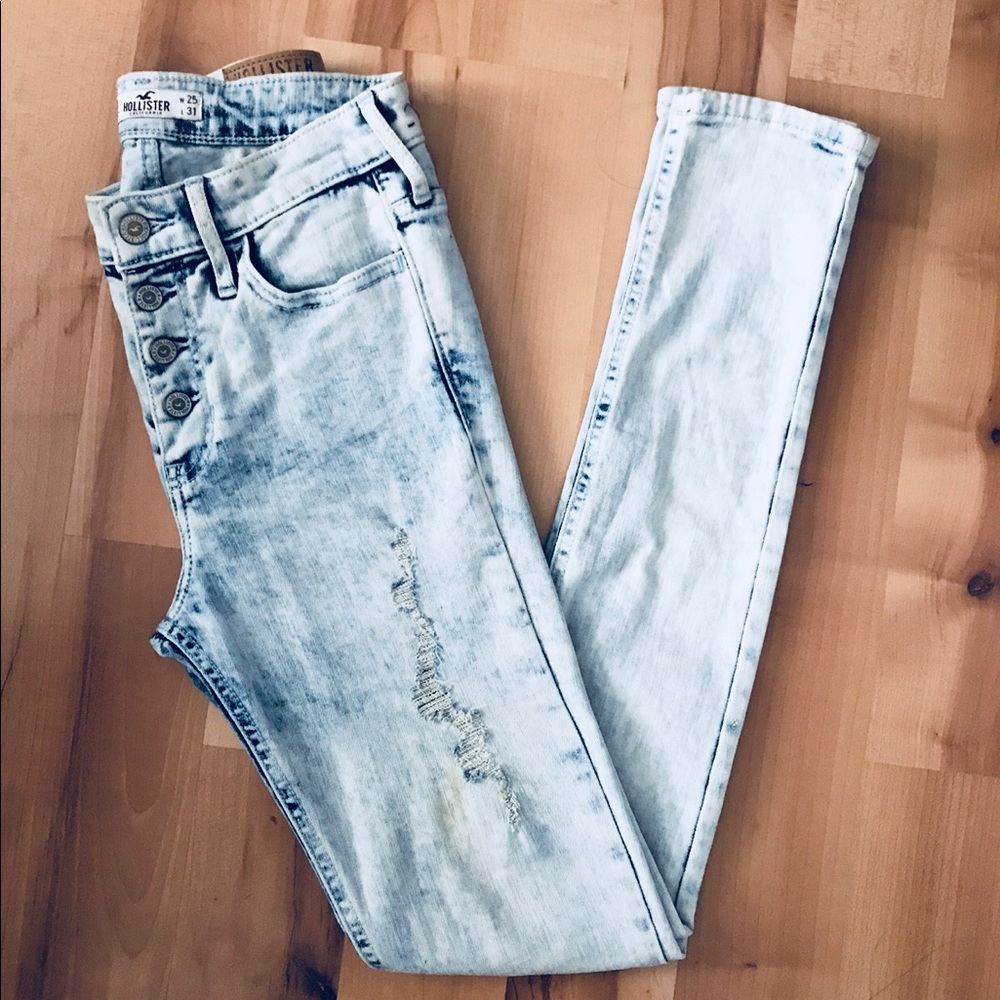 High Waist Distressed Denim Jeans